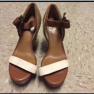 Gianni Bini wedges